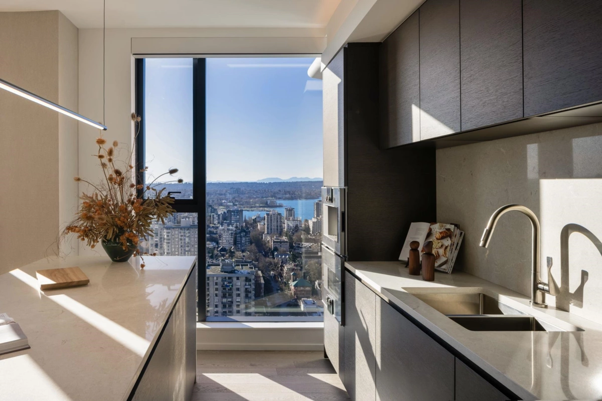 Dining Area Photo of 3102 1482 Robson Street, Vancouver, BC