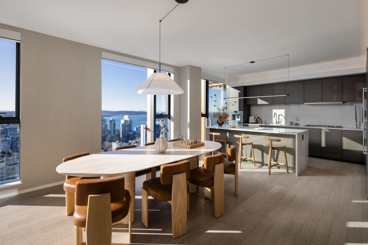 Living Room Photo of 3102 1482 Robson Street, Vancouver, BC