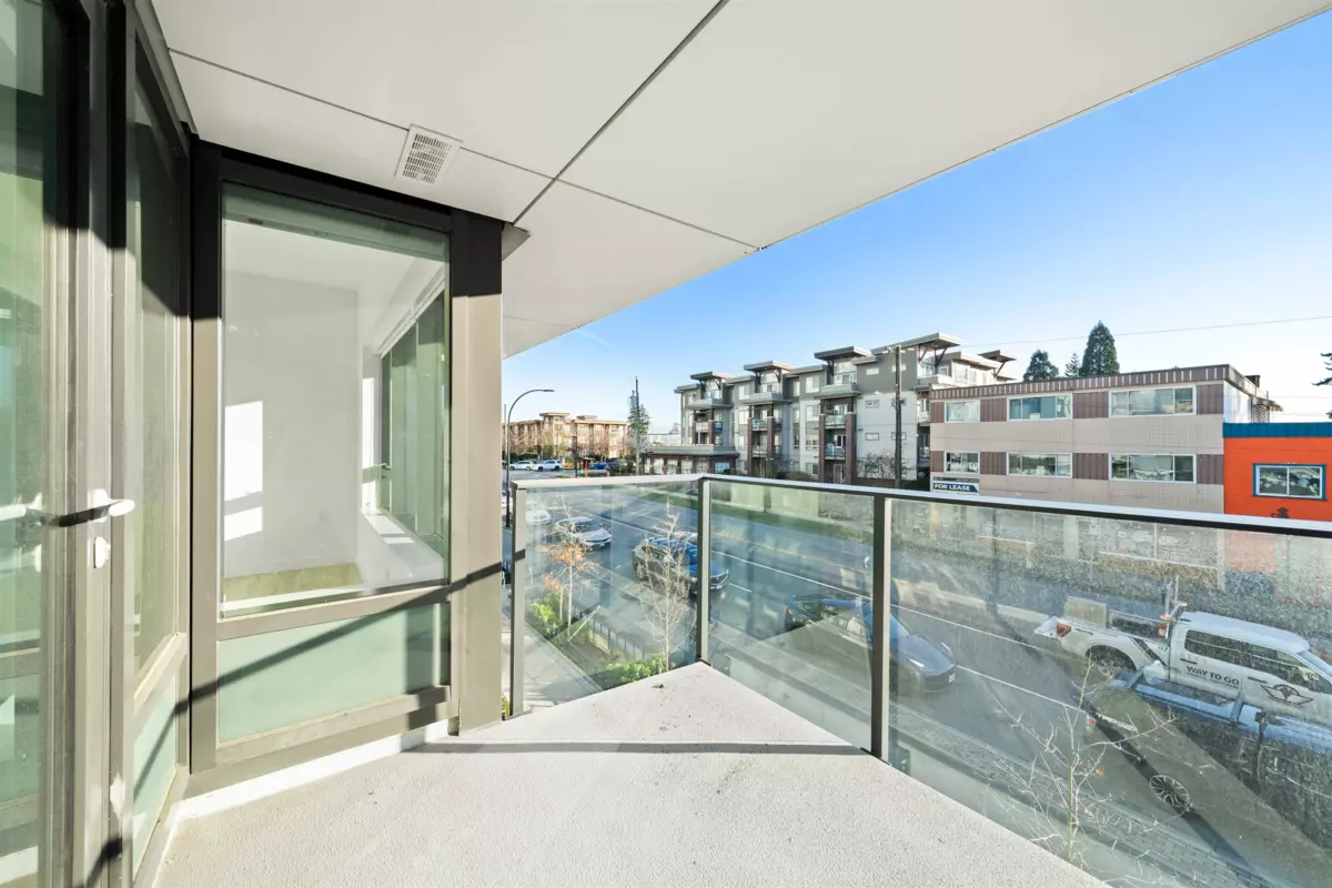 Breakfast Nook Photo of 4983 Imperial Street, Burnaby, BC