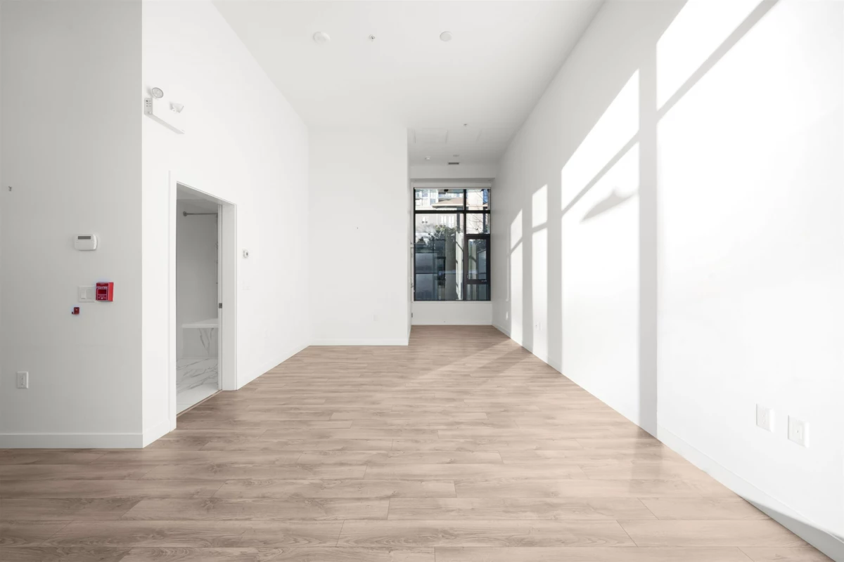 Entry Foyer Photo of 4983 Imperial Street, Burnaby, BC