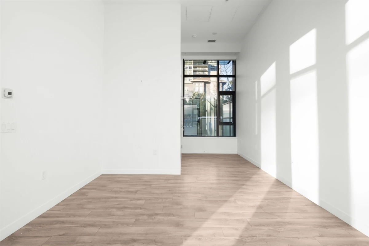 Hallway Photo of 4983 Imperial Street, Burnaby, BC