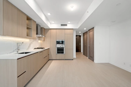 1208 13778 100 Avenue, Surrey, BC