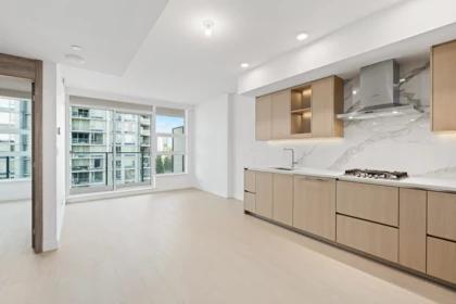 1208 13778 100 Avenue, Surrey, BC