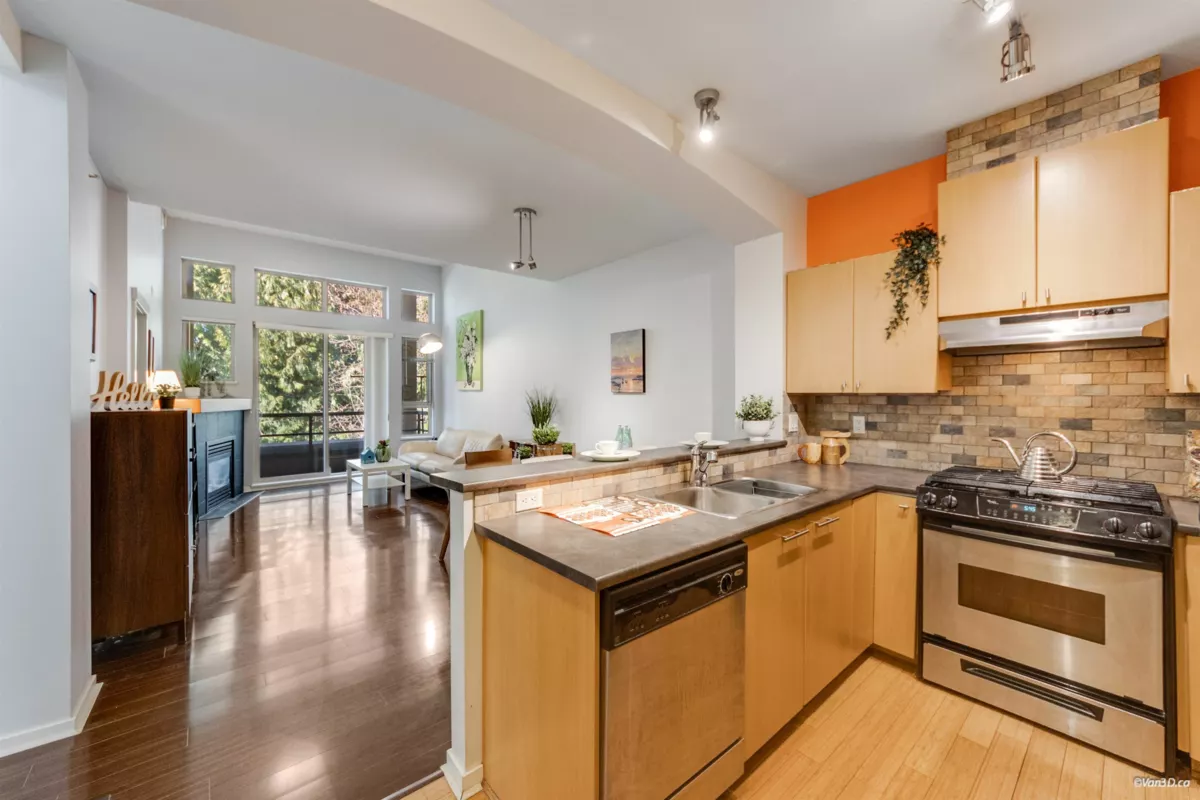 Walk-In Closet Photo of 406 9329 University Crescent, Burnaby, BC