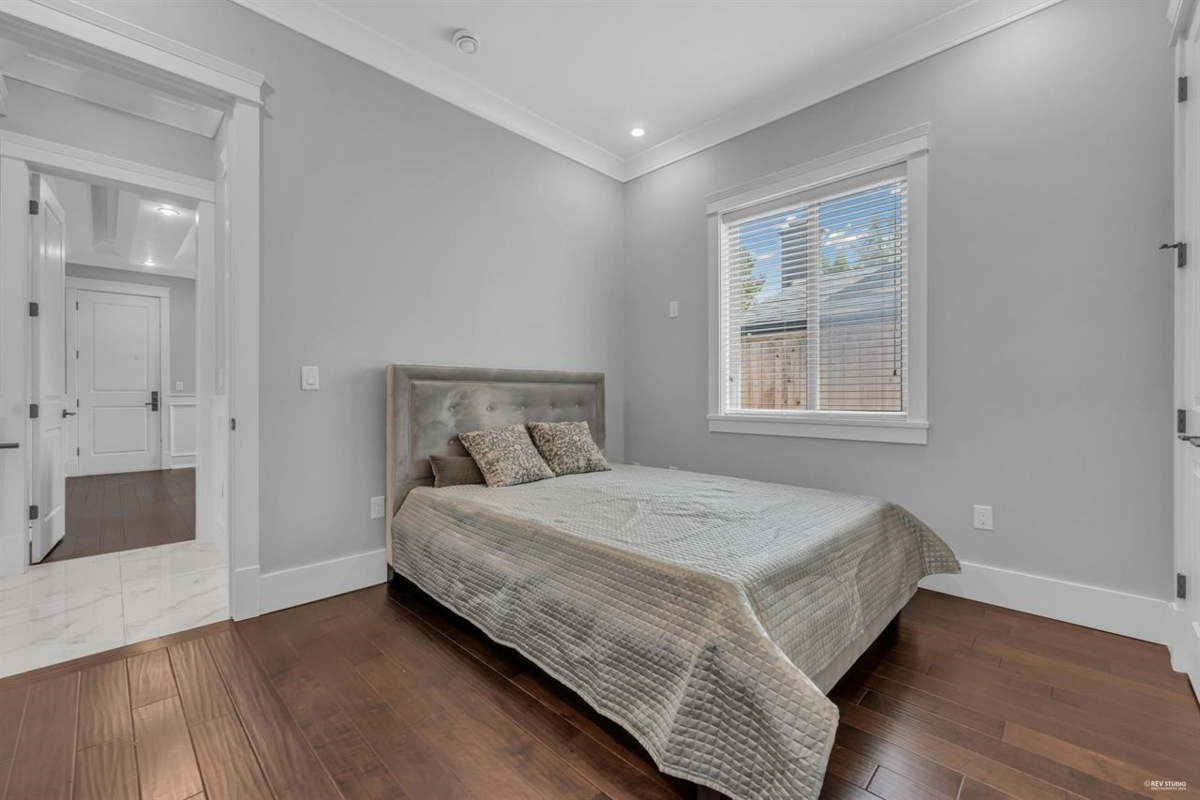 Basement Recreation Room Photo of 3471 Blundell Road, Richmond, BC