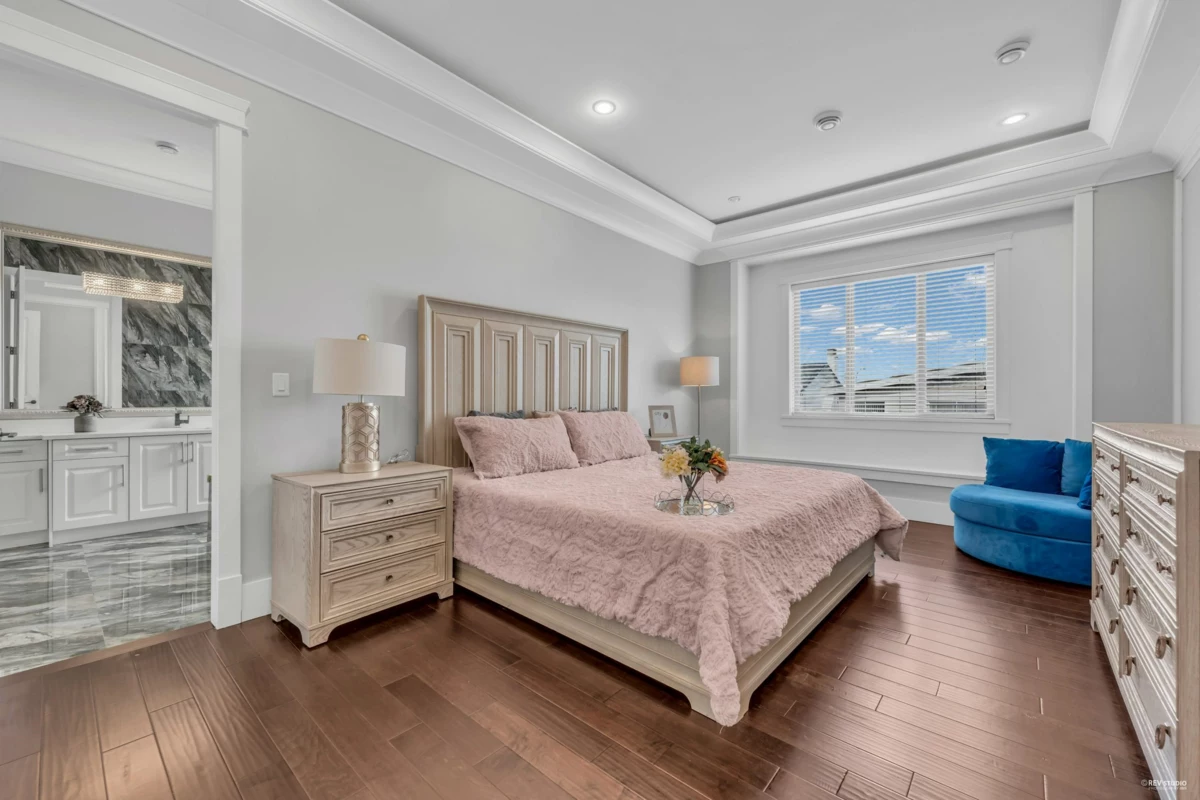 Entry Foyer Photo of 3471 Blundell Road, Richmond, BC
