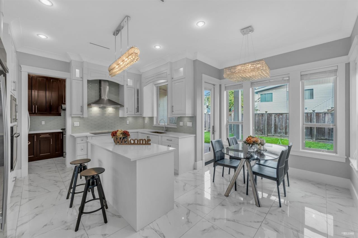 Guest Bathroom Photo of 3471 Blundell Road, Richmond, BC