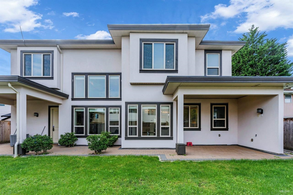 Hot Tub / Spa Photo of 3471 Blundell Road, Richmond, BC