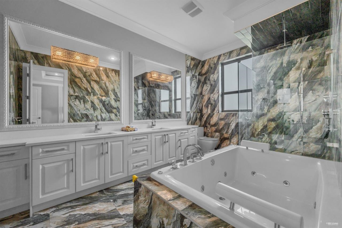 Outdoor Patio Photo of 3471 Blundell Road, Richmond, BC