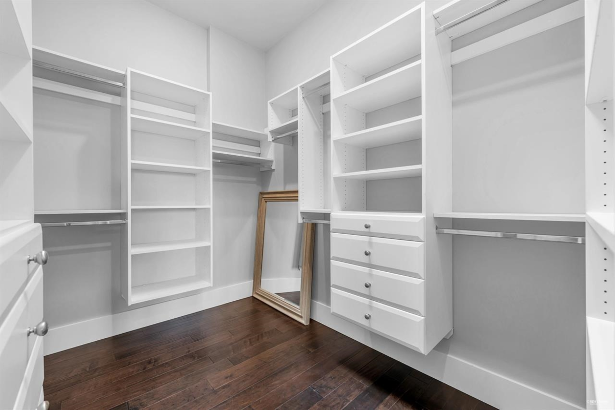 Staircase Photo of 3471 Blundell Road, Richmond, BC