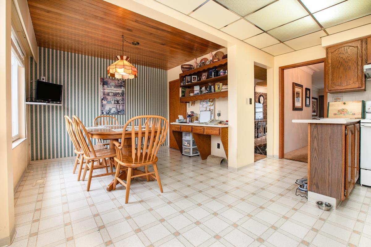 Primary Bedroom Photo of 2435 E 49th Avenue, Vancouver, BC