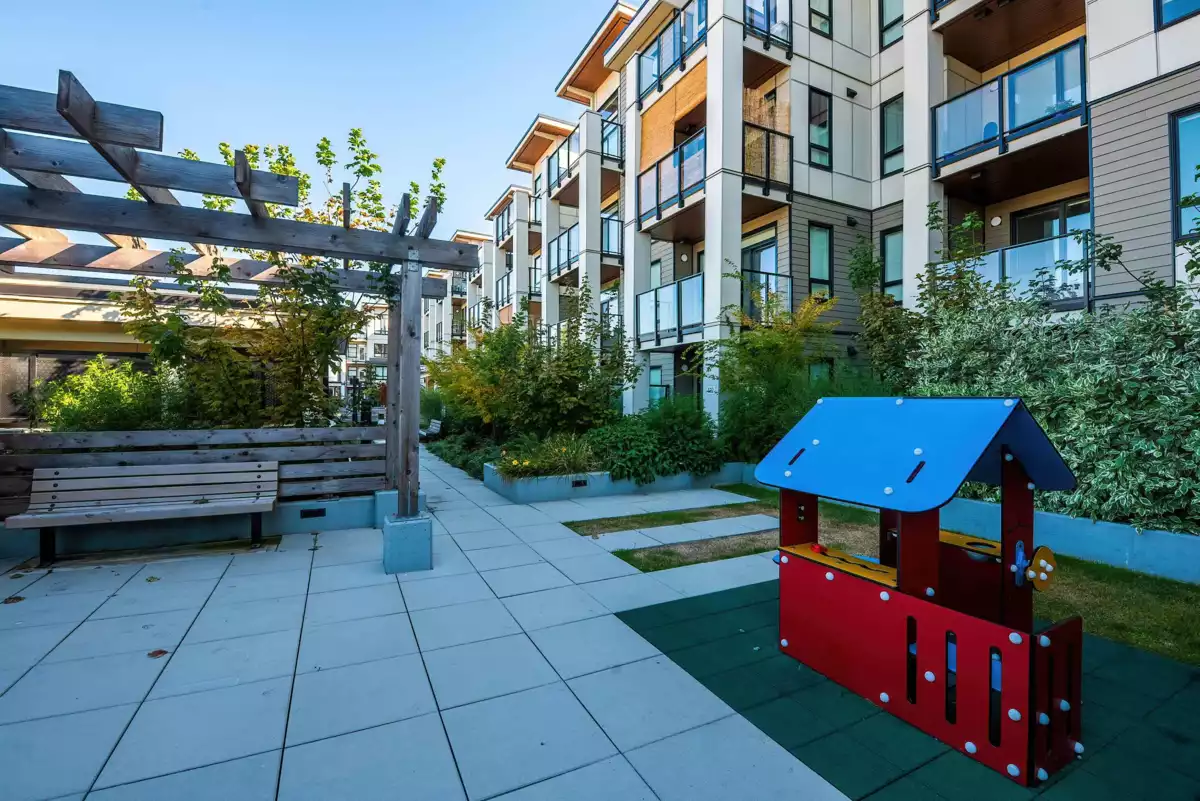 Mudroom Photo of 416 4033 May Drive, Richmond, BC