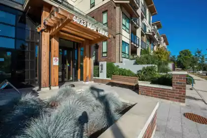 416 4033 May Drive, Richmond, BC