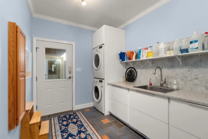 Mudroom Photo of 2440 Sunshine Coast Highway, Roberts Creek, BC