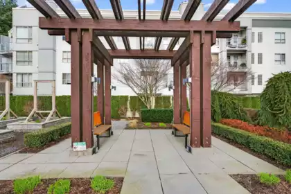 Front Yard Photo of 504 2555 Ware Street, Abbotsford, BC