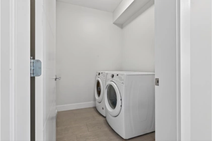 Mudroom Photo of 504 2555 Ware Street, Abbotsford, BC