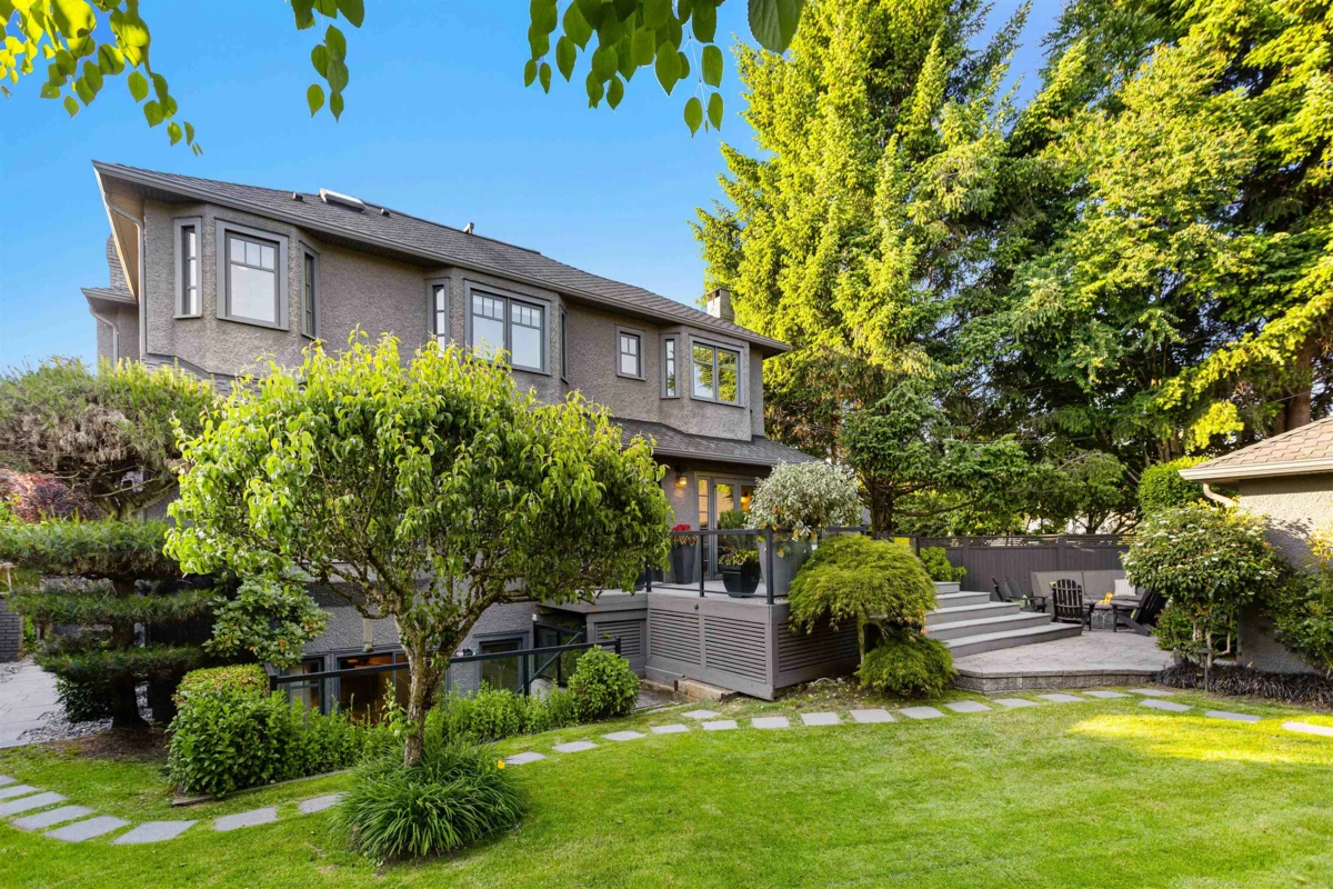 Family Room Photo of 2318 Oliver Crescent, Vancouver, BC