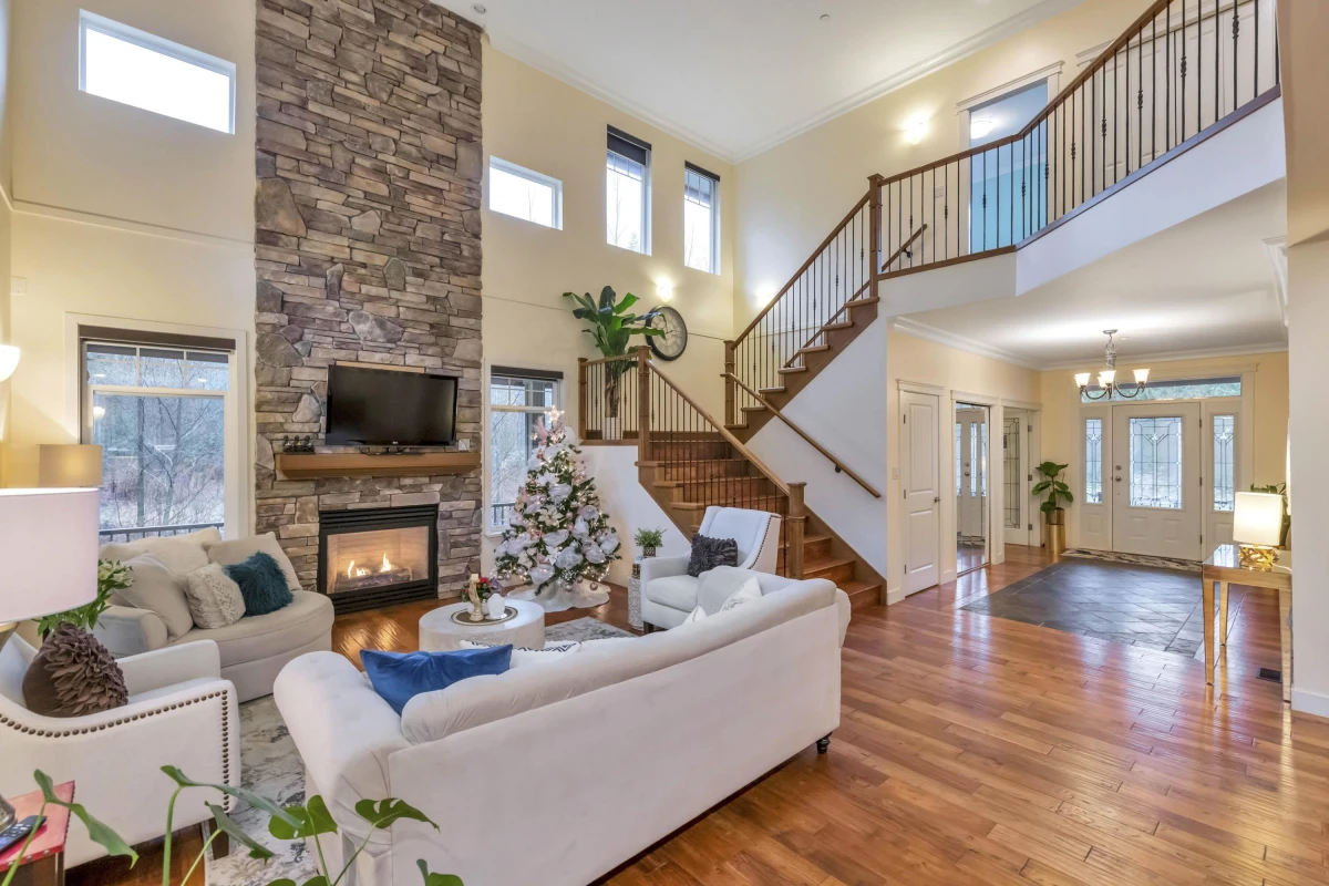 Living Room Photo of 11722 272 Street, Maple Ridge, BC