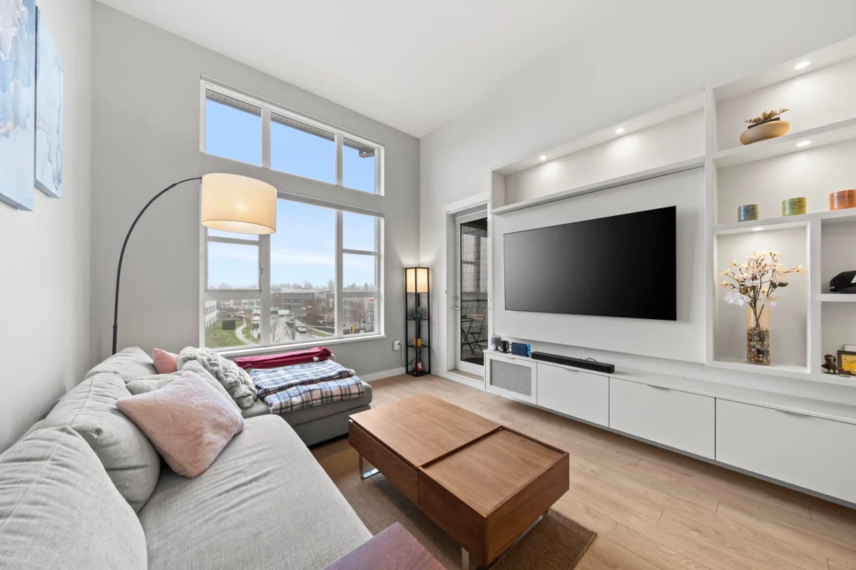 Family Room Photo of 416 550 Seaborne Place, Port Coquitlam, BC