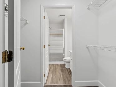 Guest Bathroom Photo of 410 33688 King Road, Abbotsford, BC