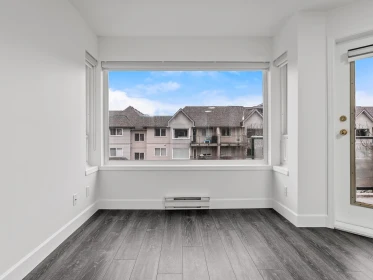 Loft / Bonus Room Photo of 410 33688 King Road, Abbotsford, BC