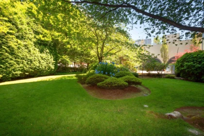Community Amenities Photo (Clubhouse) of 2301 719 Princess Street, New Westminster, BC