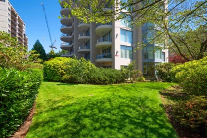 Neighborhood Park Photo Near 2301 719 Princess Street, New Westminster, BC