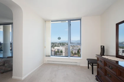Powder Room Photo of 2301 719 Princess Street, New Westminster, BC
