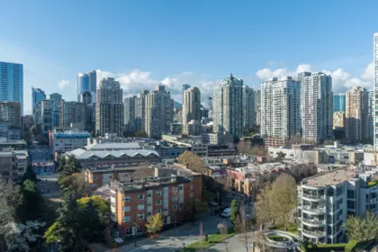 1605 193 Aquarius Mews, Vancouver, BC, Vancouver — Apartment/Condo for sale