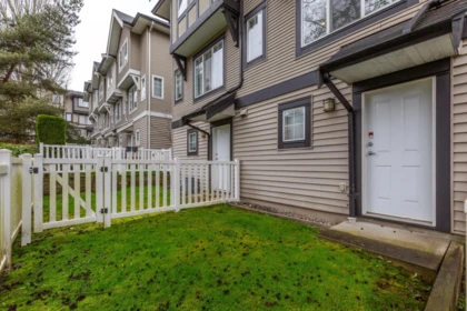 Backyard Photo of 72 20176 68 Avenue, Langley, BC