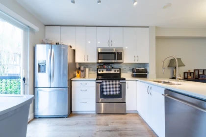 Kitchen Island Photo of 72 20176 68 Avenue, Langley, BC