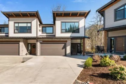 B 50249 Luna Place, Chilliwack, BC, Chilliwack — Half Duplex for sale