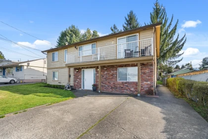 Backyard Photo of 13728 112 Avenue, Surrey, BC