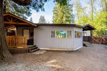 Outdoor Patio Photo of 1 10235 Beaver Drive, Rosedale, BC