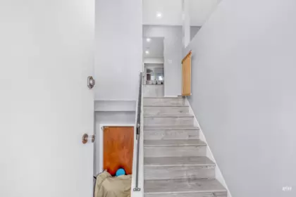 Mudroom Photo of 11786 86 Avenue, Delta, BC