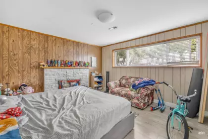 Swimming Pool Photo of 11786 86 Avenue, Delta, BC