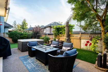 Hot Tub / Spa Photo of 35 3363 Rosemary Heights Crescent, Surrey, BC