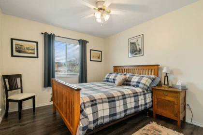 Hallway Photo of 46000 Bonny Avenue, Chilliwack, BC