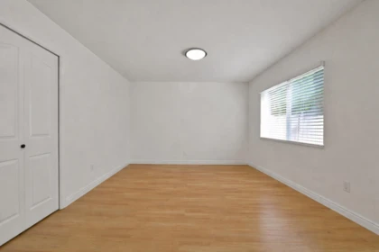 Basement Recreation Room Photo of 21008 Barker Avenue, Maple Ridge, BC