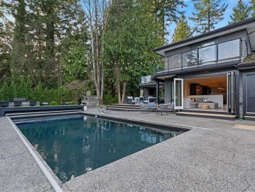 Garden / Landscaping Photo of 2453 Leclair Drive, Coquitlam, BC