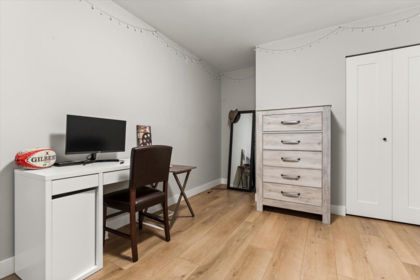 Powder Room Photo of 2239 Carleton Place, Abbotsford, BC
