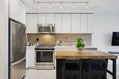 Breakfast Nook Photo of 708 200 Nelson's Crescent, New Westminster, BC