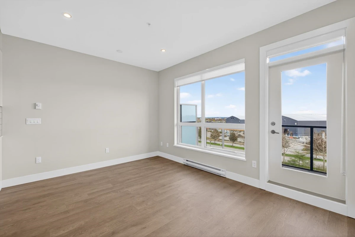 Family Room Photo of 404 1942 Starling Drive, Tsawwassen, BC
