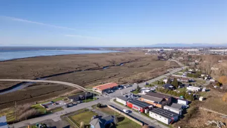 Front Yard Photo of 404 1942 Starling Drive, Tsawwassen, BC