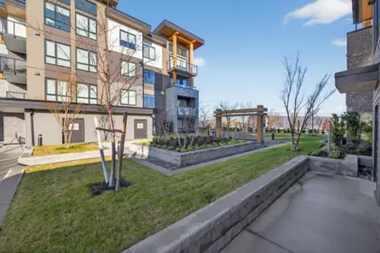 404 1942 Starling Drive, Tsawwassen, BC, Tsawwassen — Apartment/Condo for sale