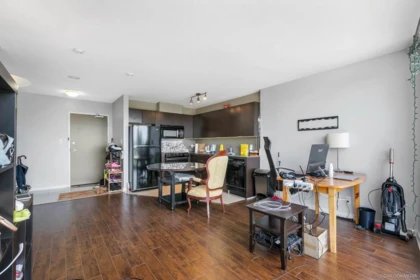 Pantry Photo of 910 13618 100 Avenue, Surrey, BC