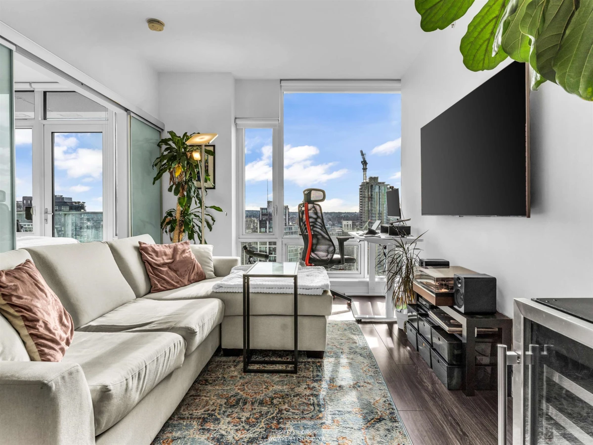 Family Room Photo of 3305 1283 Howe Street, Vancouver, BC