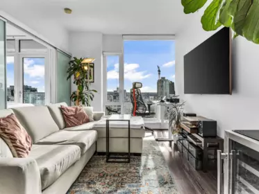 3305 1283 Howe Street, Vancouver, BC, Vancouver — Apartment/Condo for sale