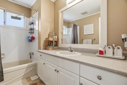 Basement Recreation Room Photo of 46 Wildwood Drive, Port Moody, BC