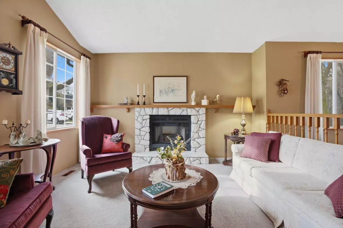 Family Room Photo of 3300 Manning Crescent, North Vancouver, BC
